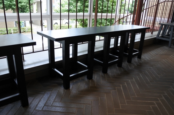 コクヨ think of thigs 図工椅子 スツール 理科室・図工室の椅子　木製スツール　コクヨ